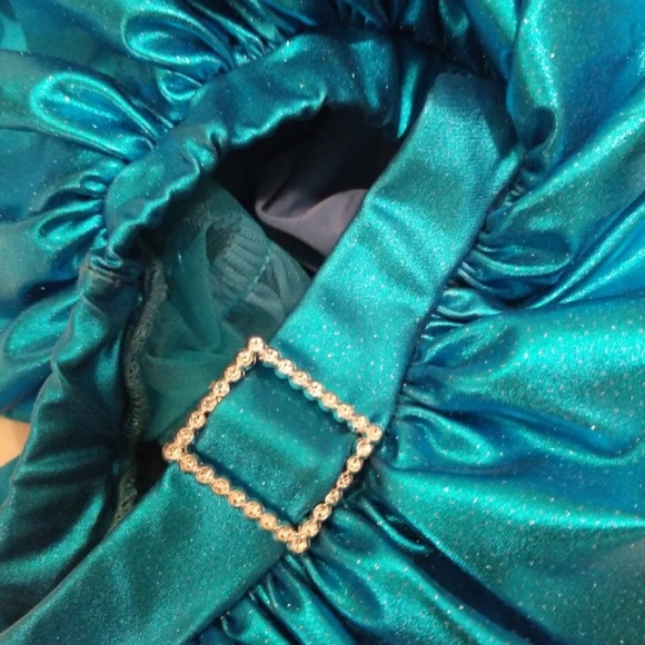 Show girl!!♥️ - Picture 5 of 8